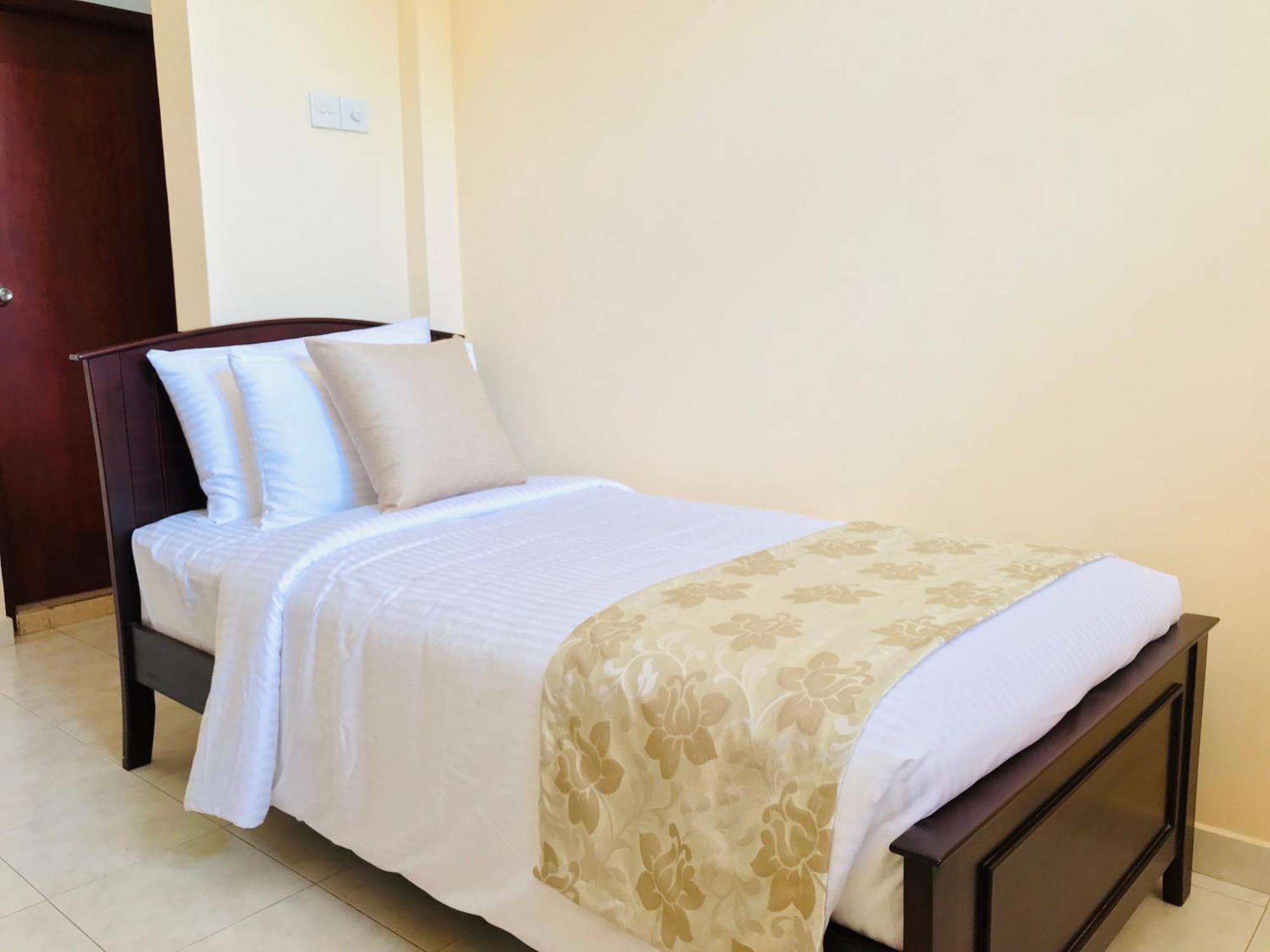 Siluni'S Villa Anuradhapura Oda fotoğraf
