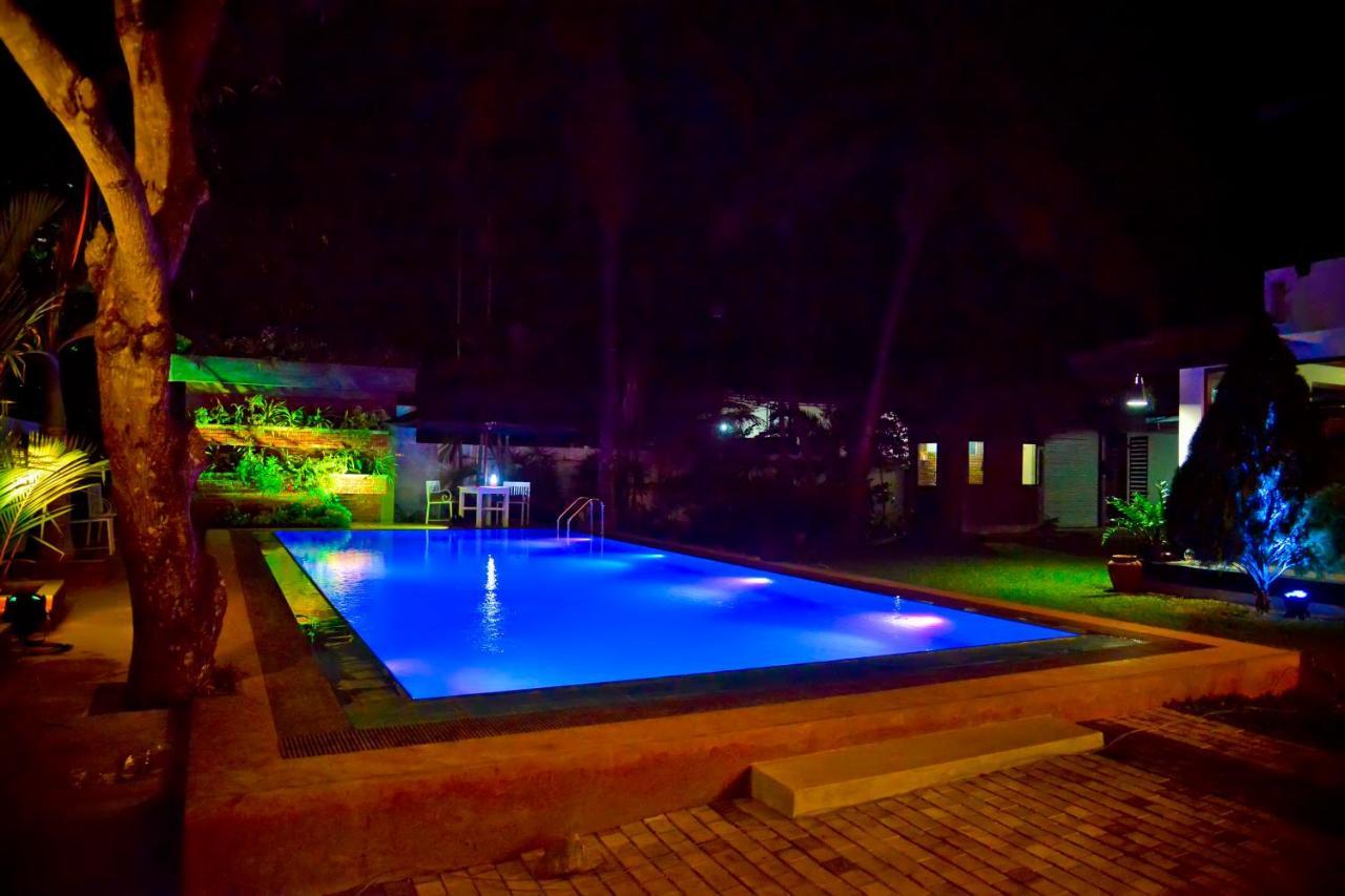 Siluni'S Villa Anuradhapura Dış mekan fotoğraf